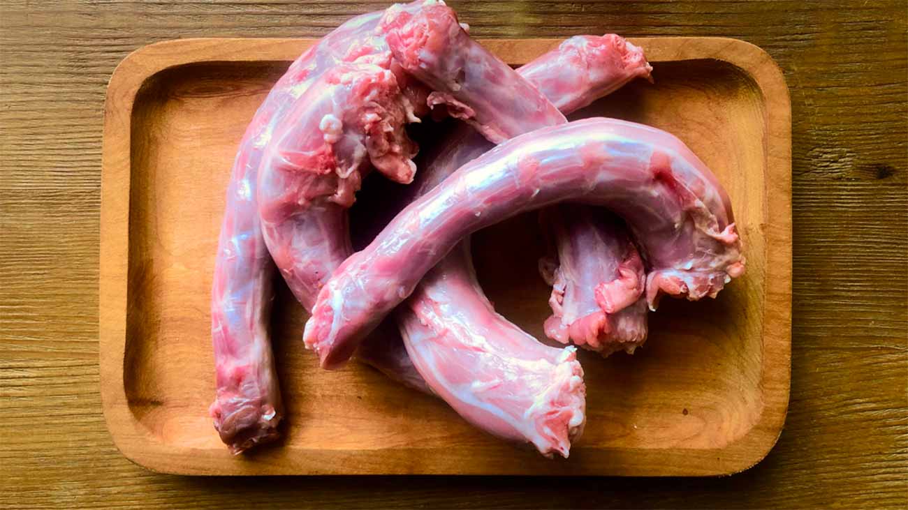 como incluir hueso carnoso dieta perros
