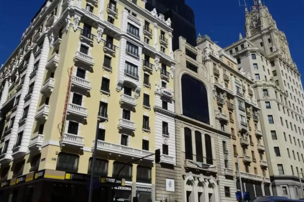 Petit Palace Triball