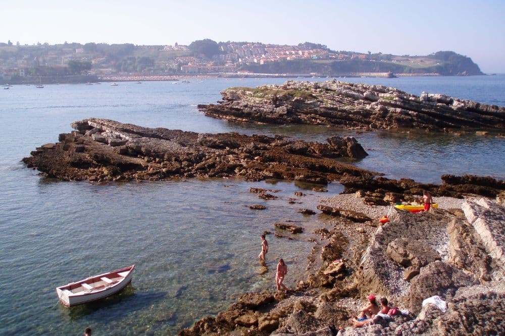 Playa de San Pedro de Antromero